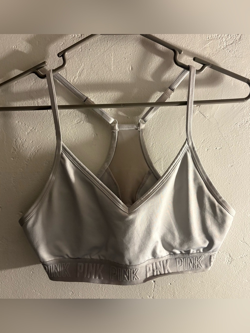 Victoria’s Secret PINK Active Ultimate Lightly Lined Sports Bra M Gray